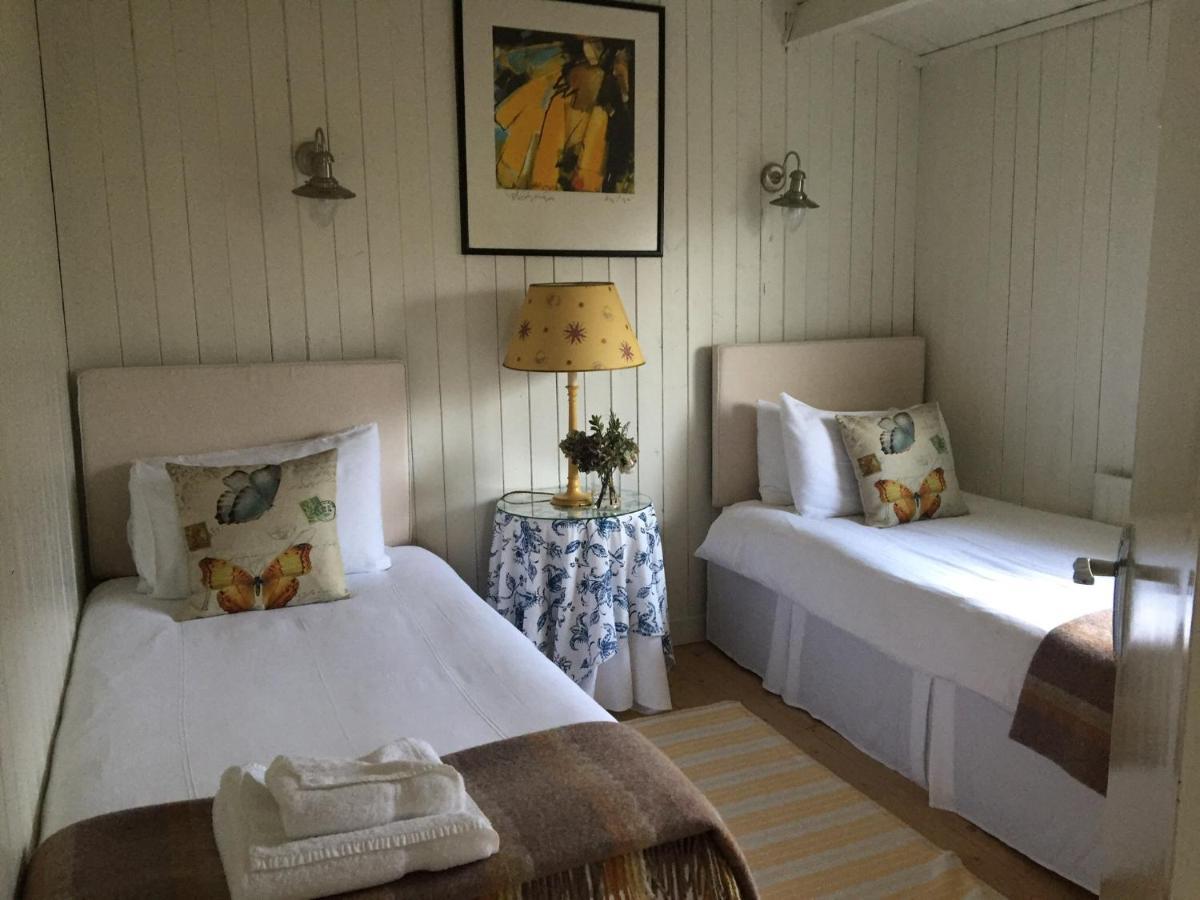 Roberts' Cottage เวสต์พอร์ต ภายนอก รูปภาพ