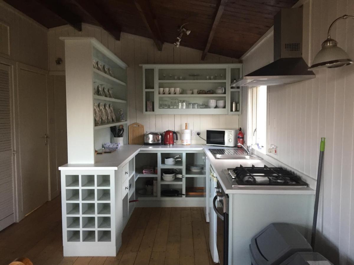 Roberts' Cottage เวสต์พอร์ต ภายนอก รูปภาพ